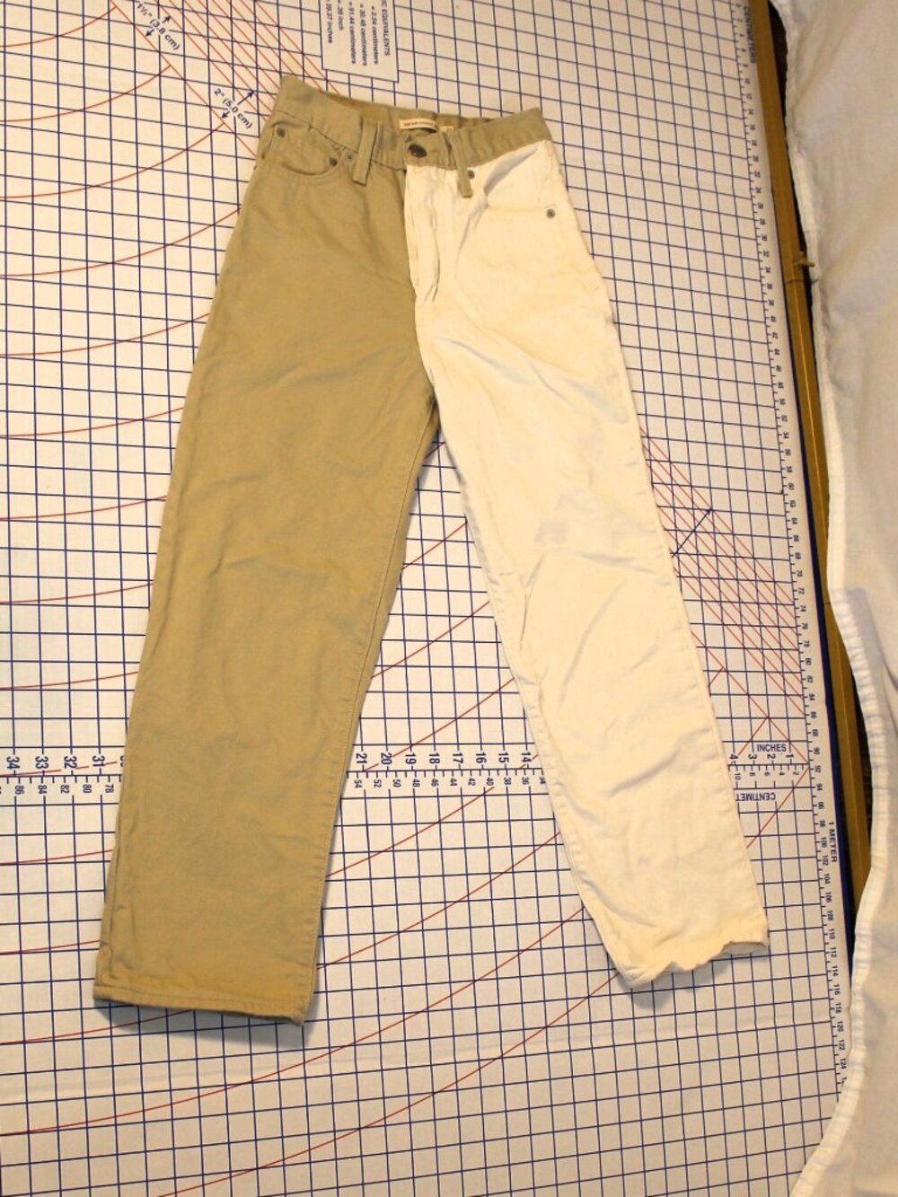Levi's Ribcage Straight Ankle Colorblock Jeans, Cream / Beige, 25